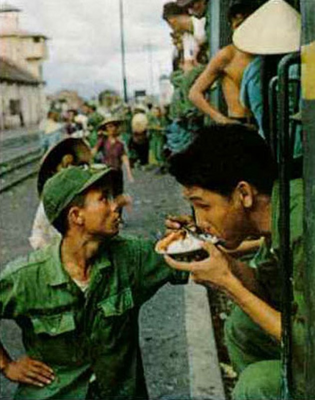 Anh doc ve Viet Nam 1964 tren tap chi National Geographic (2)-Hinh-12