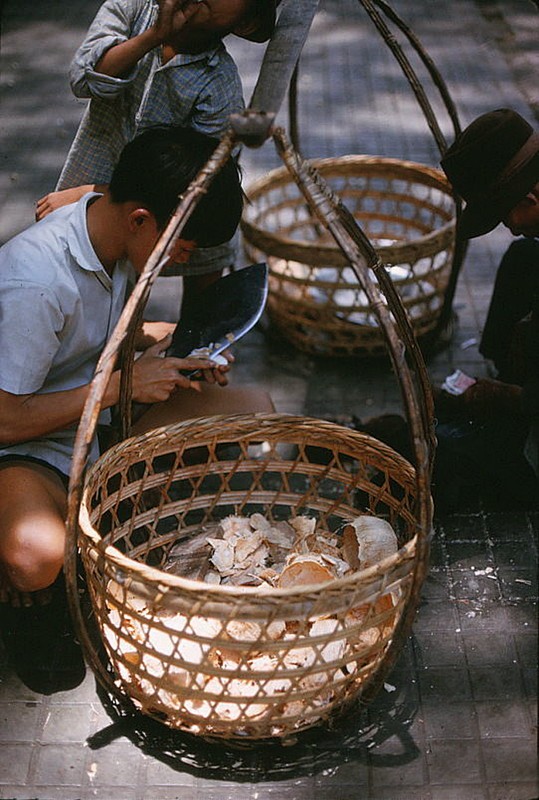 Hang rong Sai Gon 1966 qua ong kinh pho nhay My-Hinh-5