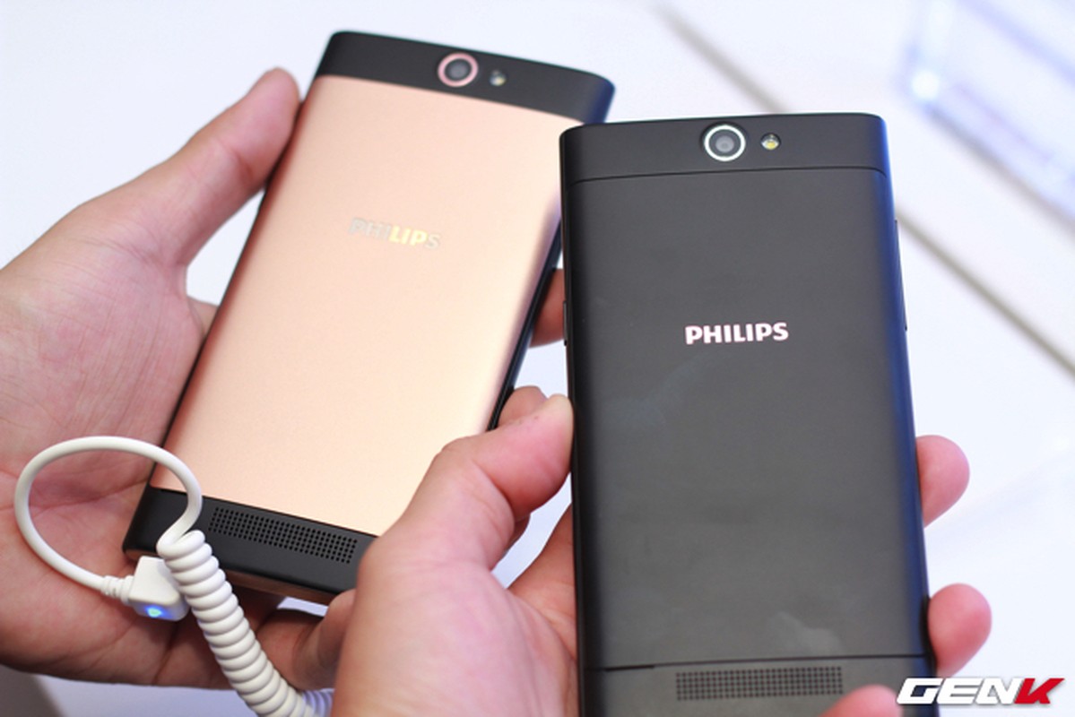 Philips ra mat S358 0 smartphone chuyen cho selfie gia re
