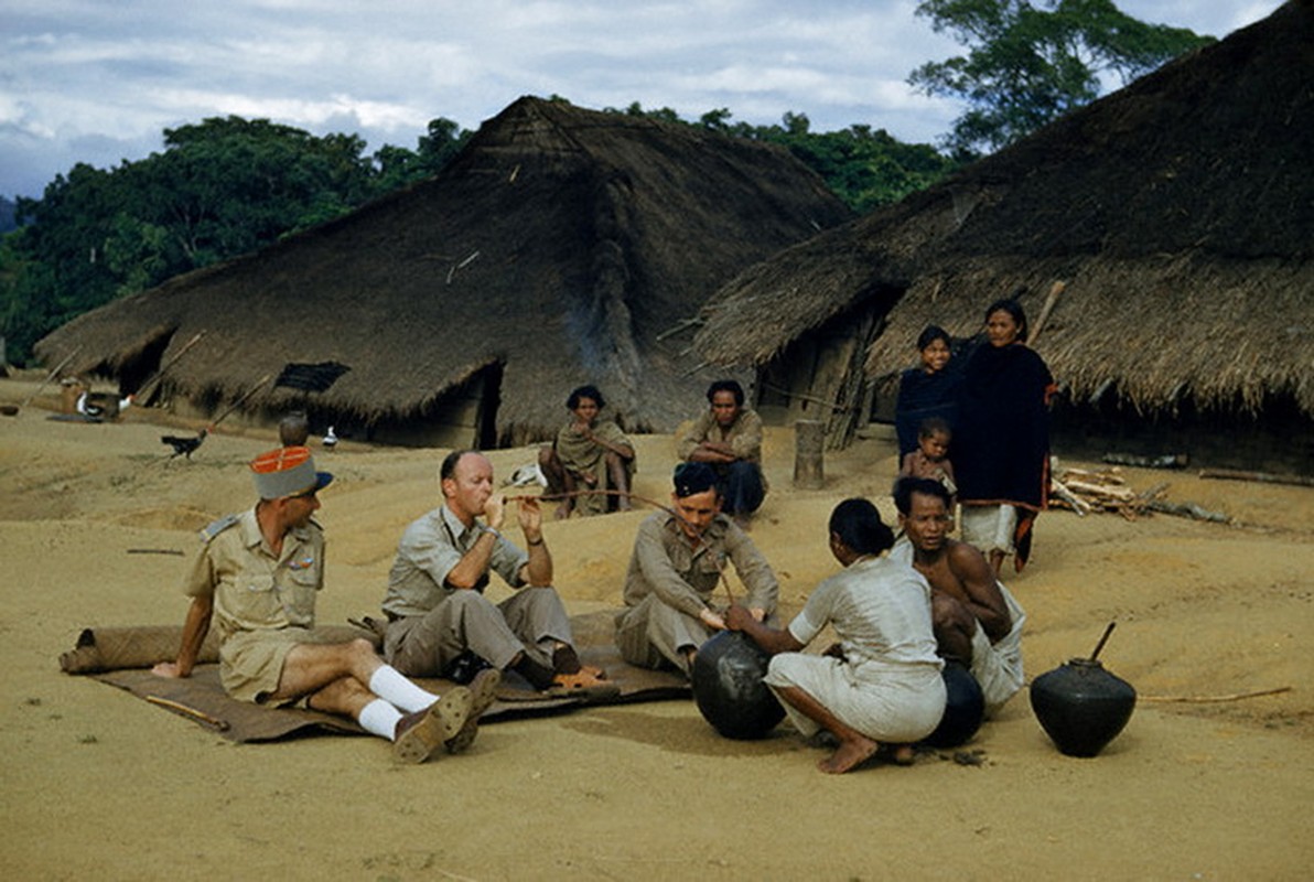 Loat anh mau dep nhu vua chup ve Viet Nam nam 1952-Hinh-5