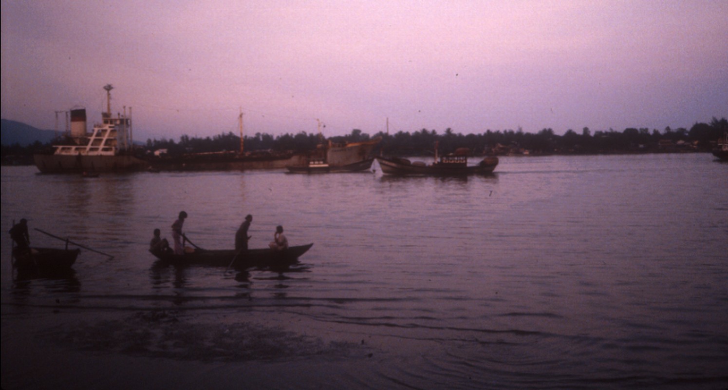 Chum anh hiem ve Da Nang gian di, tho moc nam 1989-Hinh-10