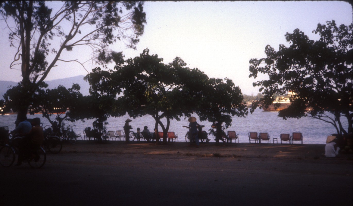 Chum anh hiem ve Da Nang gian di, tho moc nam 1989-Hinh-9