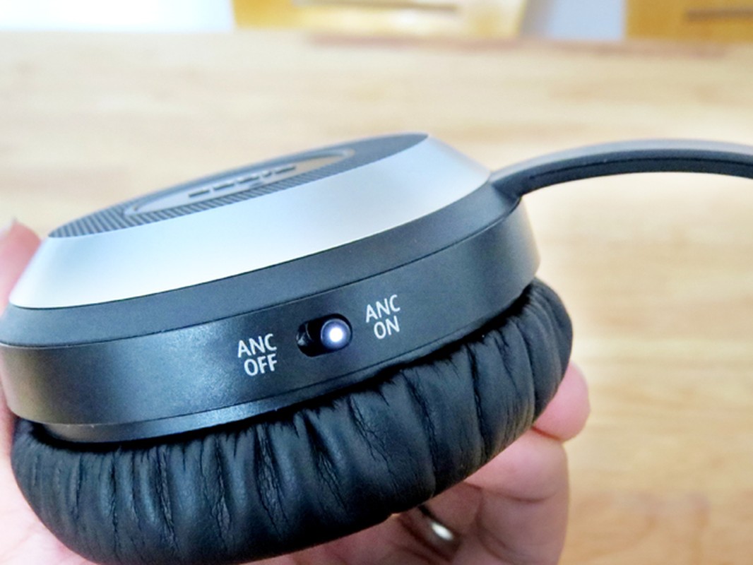 Can canh tai nghe khu tieng on cao cap Jabra Evolve 80-Hinh-10