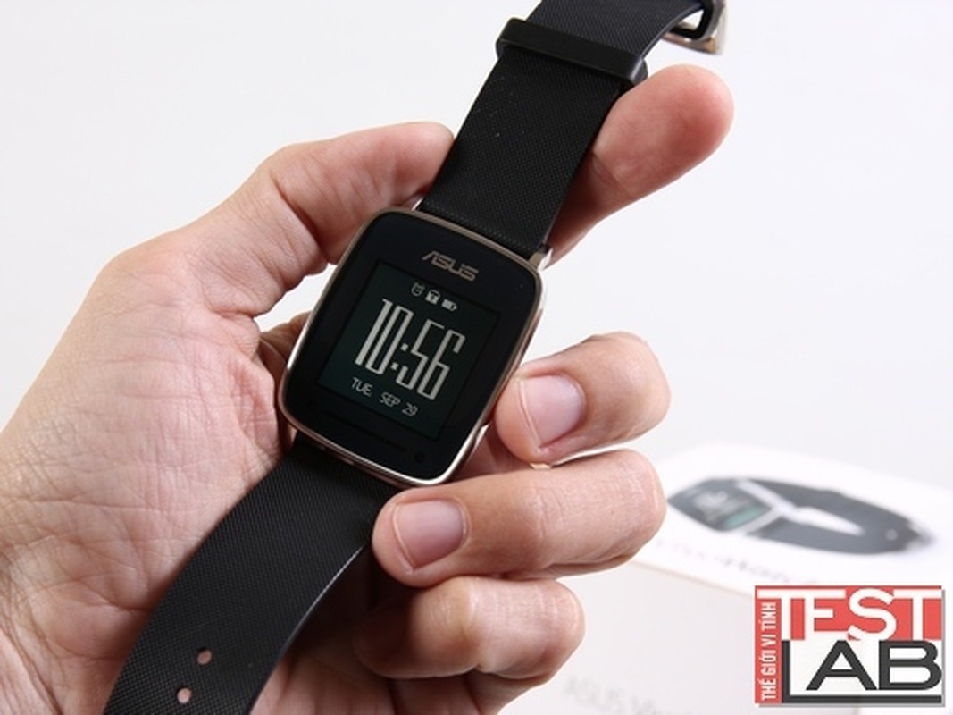 Can canh smartwatch Asus VivoWatch vói pin dùng 10 ngày