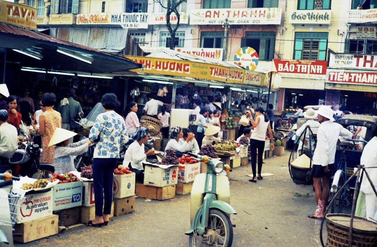 Hinh anh “net cang” ve SG 1967-1968 cua John Beck (2)-Hinh-3