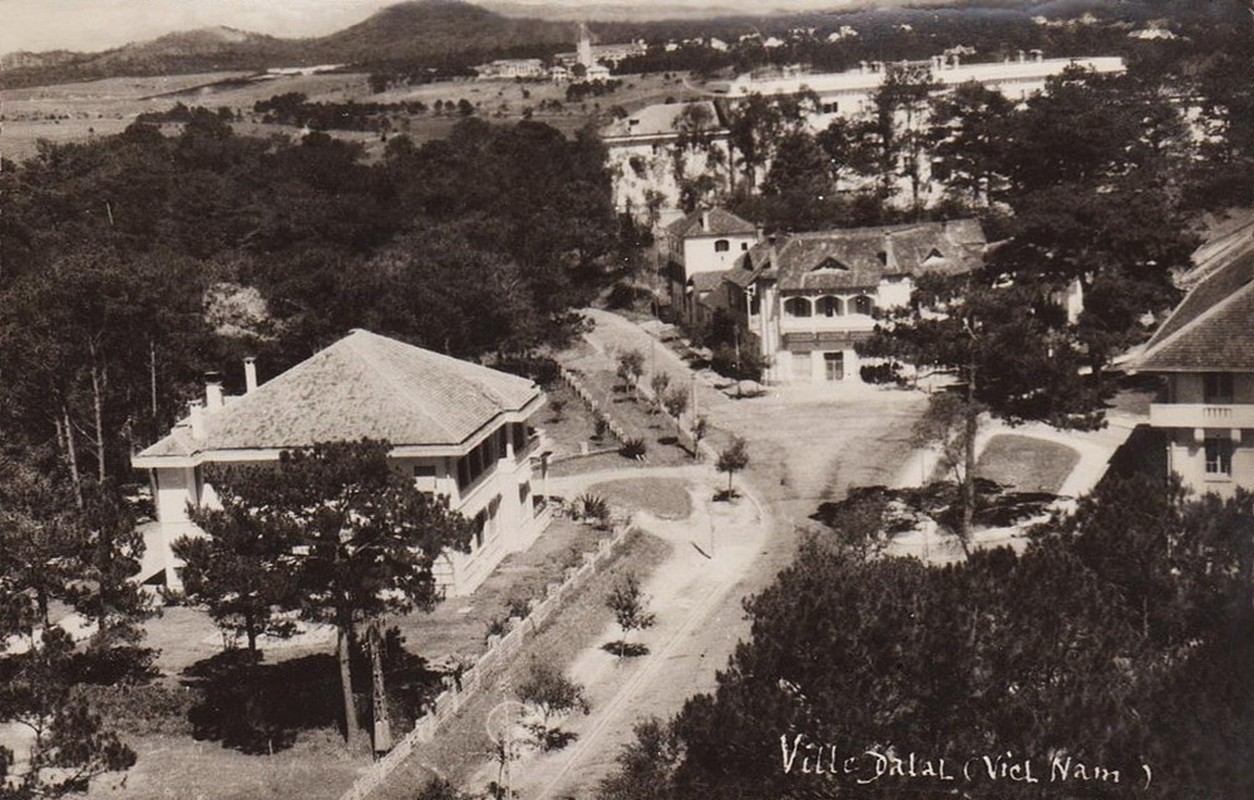 Ngam Da Lat tuyet dep tren buu thiep tram tuoi (2)