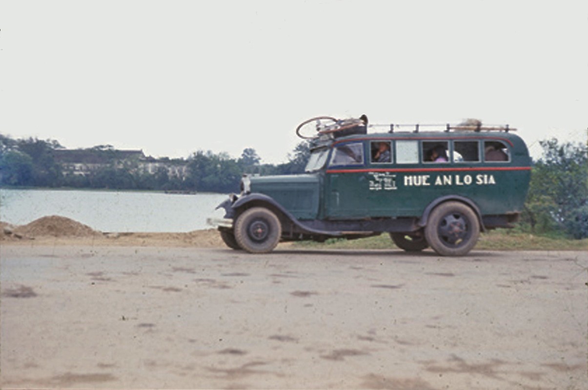 Hinh anh kho quen ve Hue nam 1964 cua Lonnie M. Long-Hinh-2