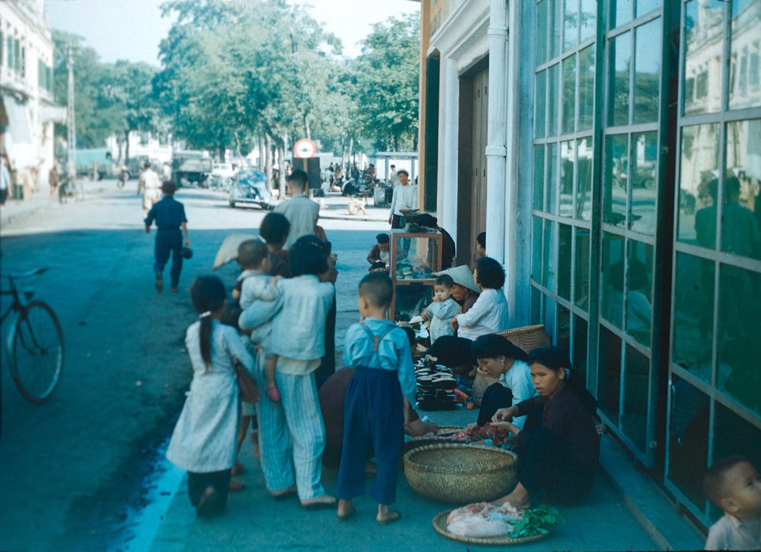 Anh mau hiem co ve Hai Phong nam 1954-Hinh-3