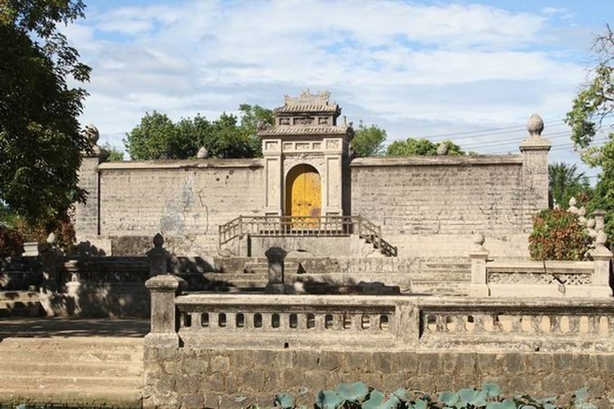 Ngam loat lang mo hoanh trang cua phu nu hoang toc Nguyen-Hinh-6