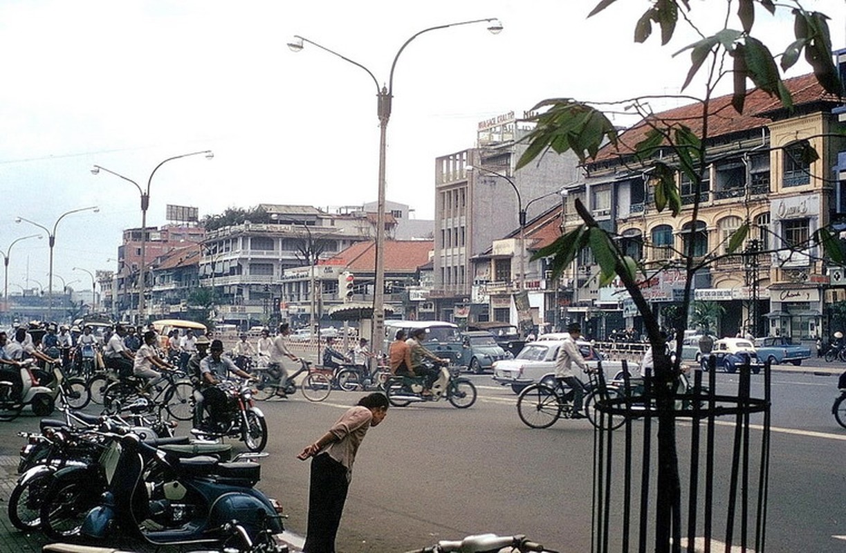 Sai Gon nam 1971  - 1973 trong anh cua Gene Whitme-Hinh-8