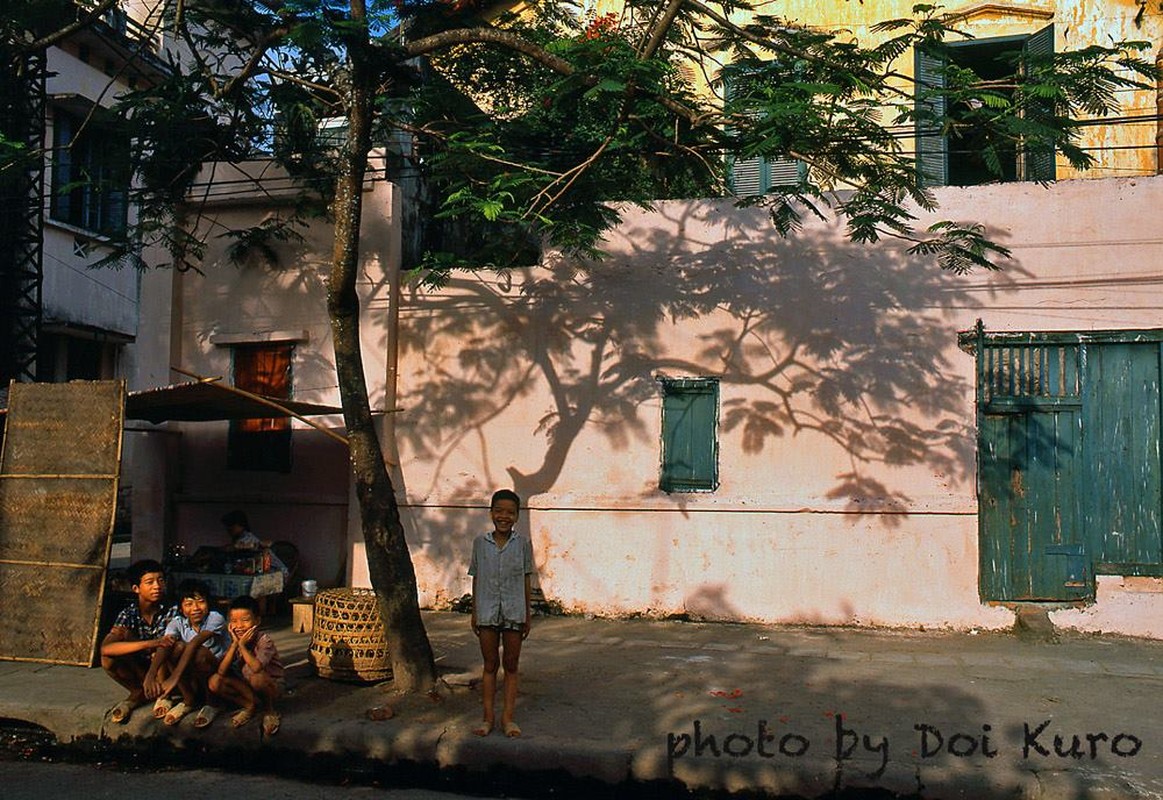 Anh doc moi cong bo ve Ha Noi nam 1990-Hinh-11