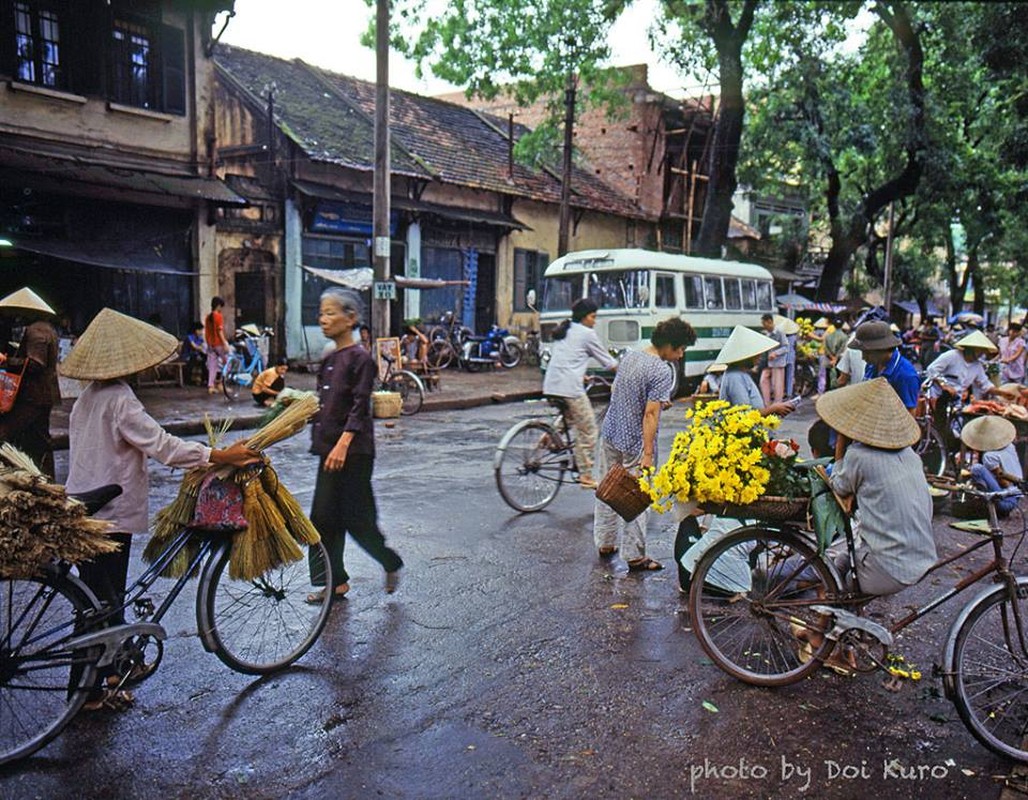 Anh doc moi cong bo ve Ha Noi nam 1990-Hinh-3