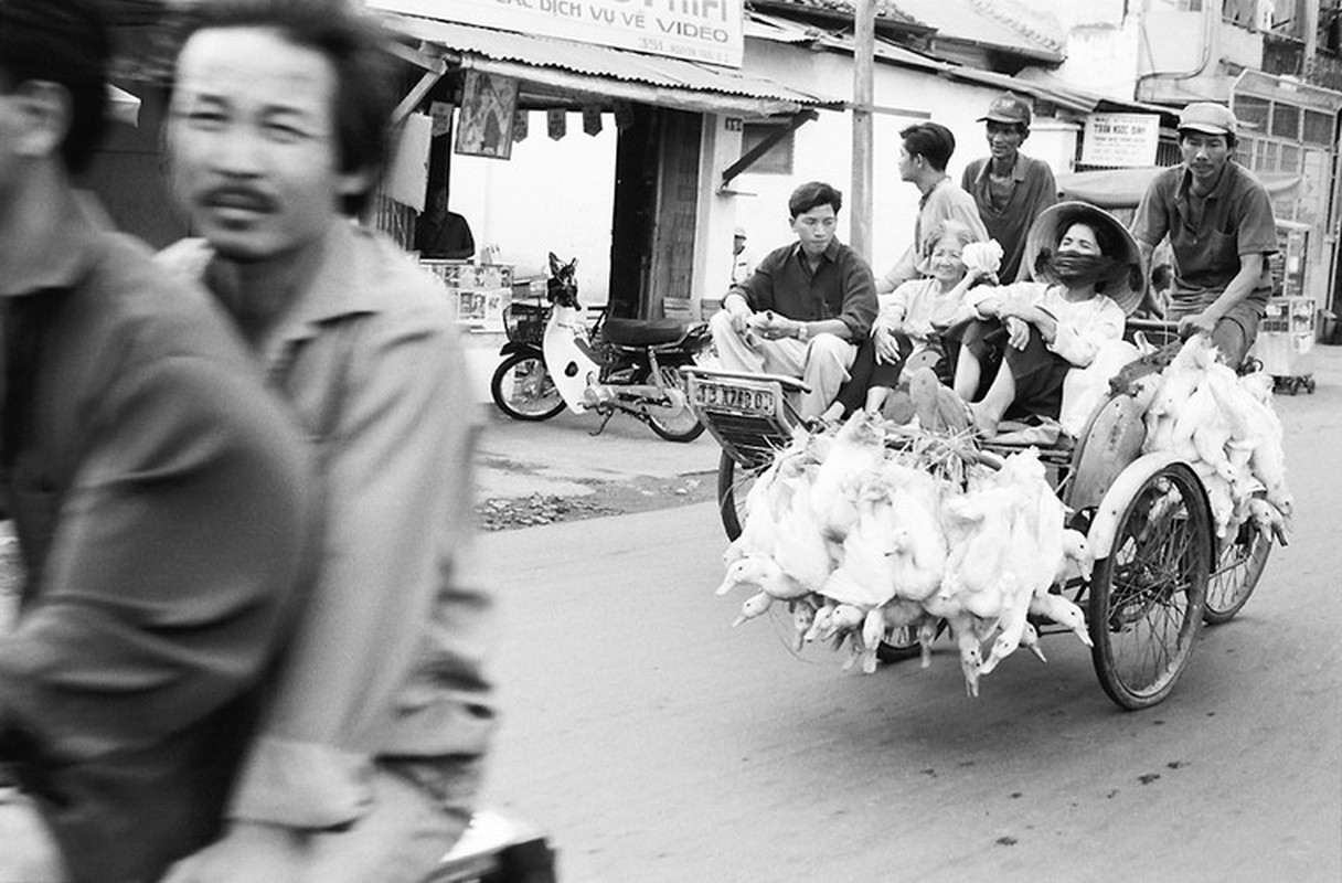 Anh doc ve “Sai Gon tren banh xe” nam 1994 cua Ed Kashi-Hinh-5