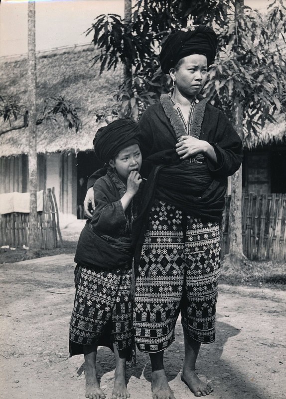 Anh dep moi cong bo ve Dong Duong thap nien 1950-Hinh-4