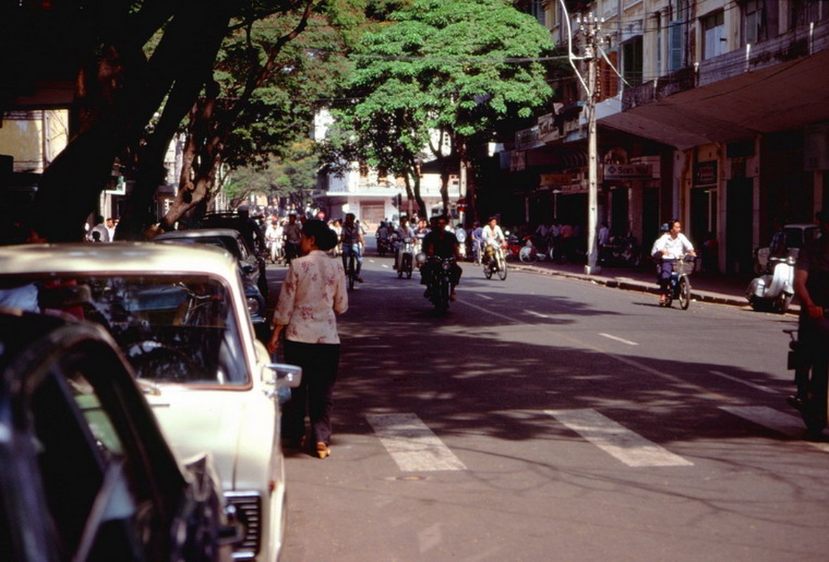 Nhung buc anh hiem co ve Sai Gon nam 1989 (2)-Hinh-14