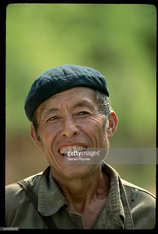 Viet Nam nam 1993 trong anh cua Steve Raymer (1)-Hinh-10