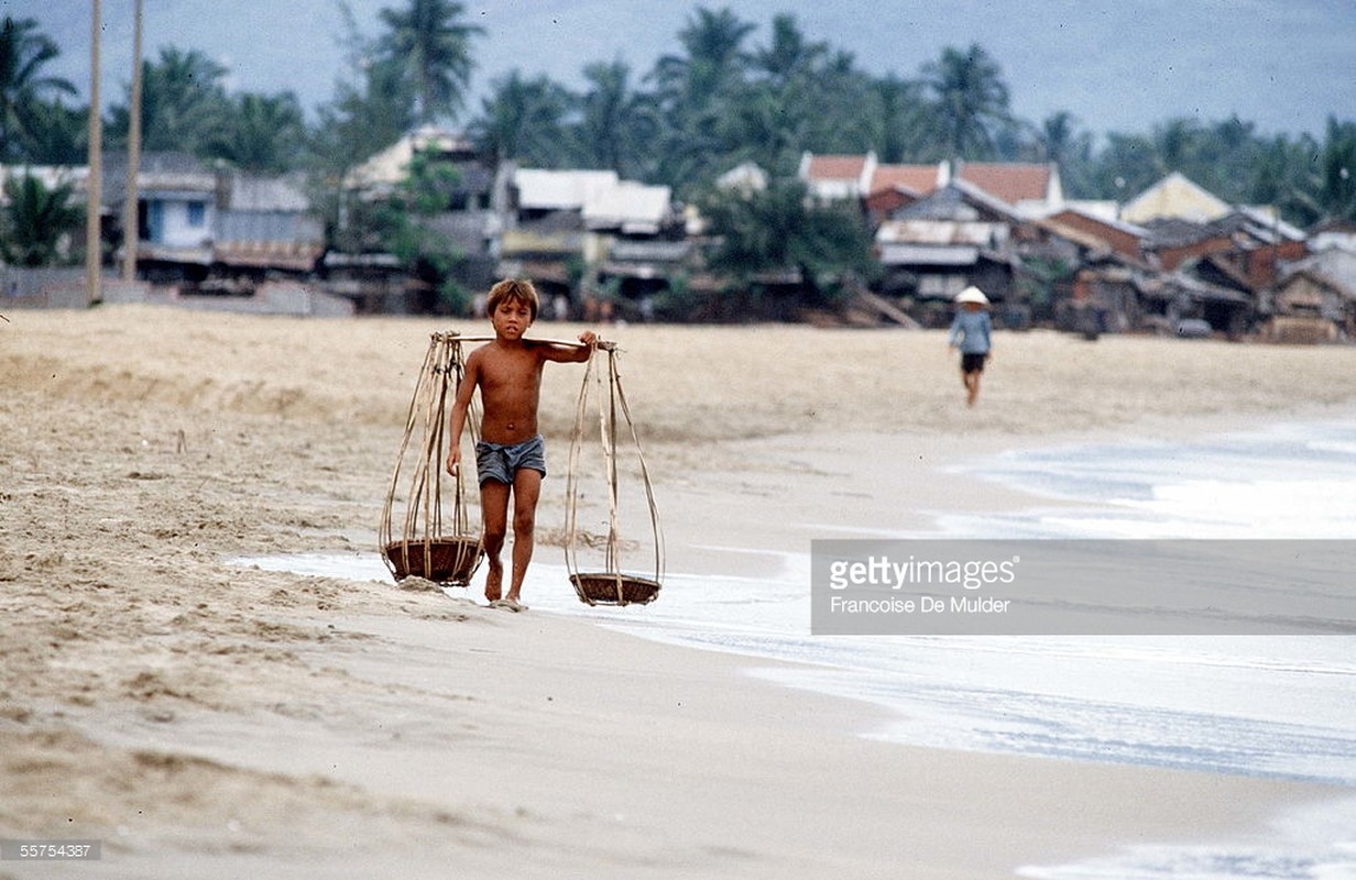 Anh cuc an tuong ve Viet Nam nam 1985 (2)