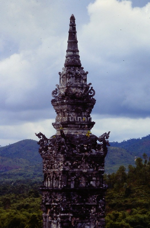 Nhung hinh anh kho quen ve mien Trung nam 1995-Hinh-19