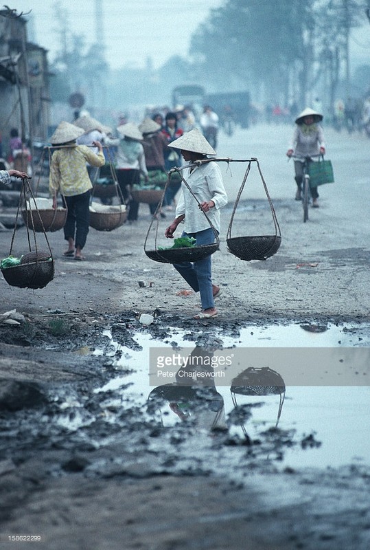 Anh khong dung hang ve Ha Noi nam 1992-Hinh-10