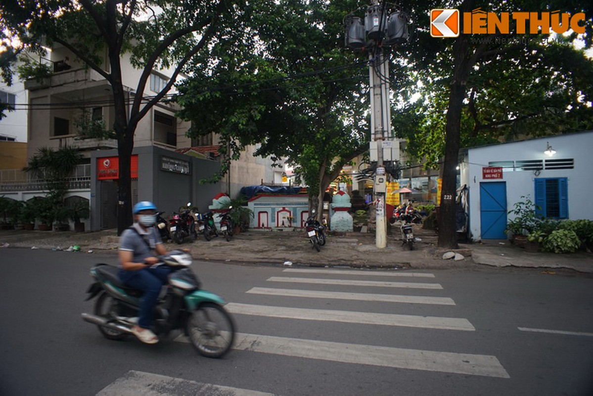 Soi ngoi mo co khong lo bi an ngay mat pho Sai Gon