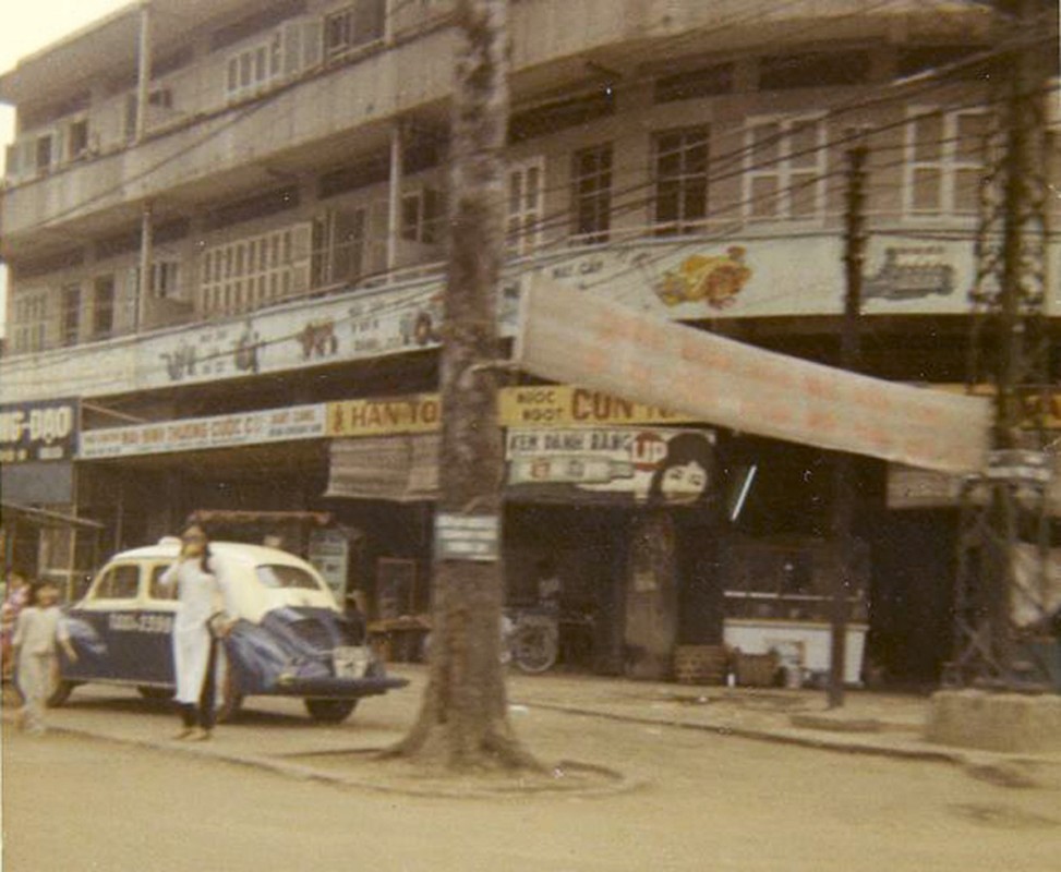 Ve sang trong cua Sai Gon 1970 trong anh cuu binh My (1)-Hinh-12