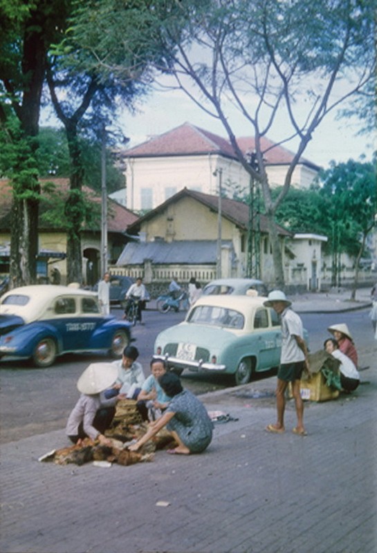 Sai Gon nam 1965 soi dong trong anh cua Warren G. Reed (2)-Hinh-2