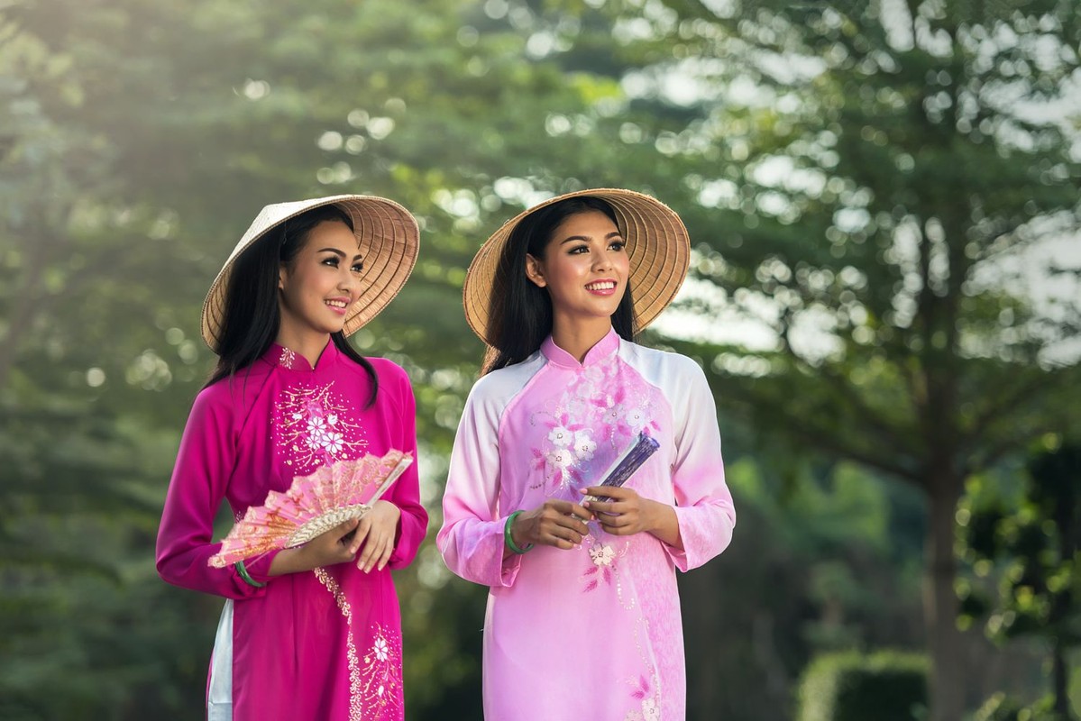 Dep me man thieu nu ao dai Viet trong anh nguoi Thai-Hinh-13