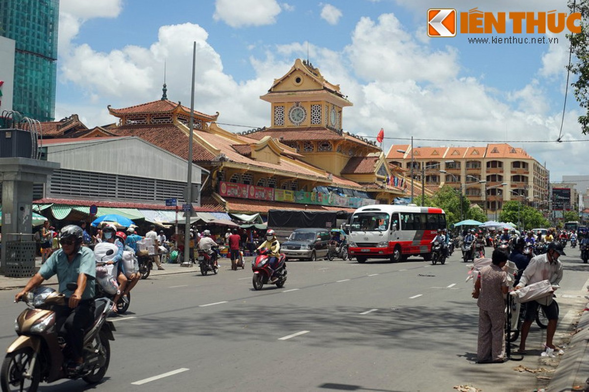 Kham pha ngoi cho co noi tieng cua nguoi Hoa Cho Lon