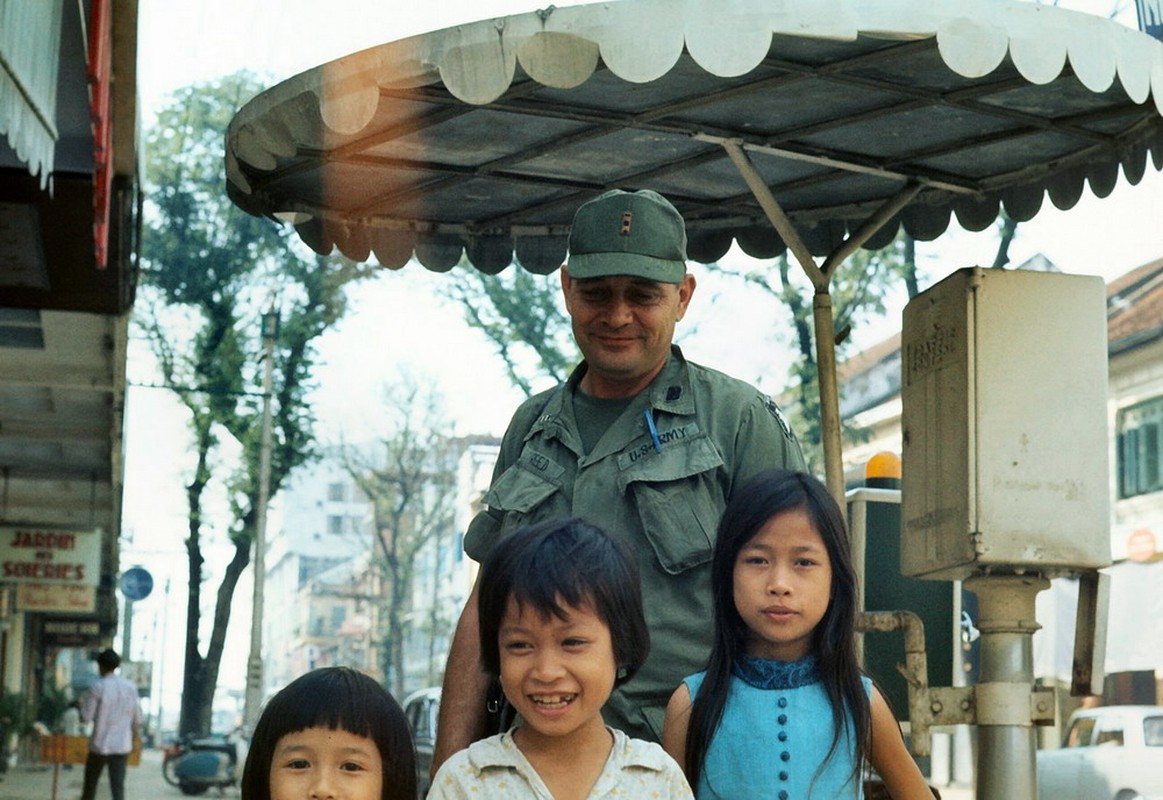 Sai Gon nam 1969 trong anh mau cua cuu binh My (1)-Hinh-15