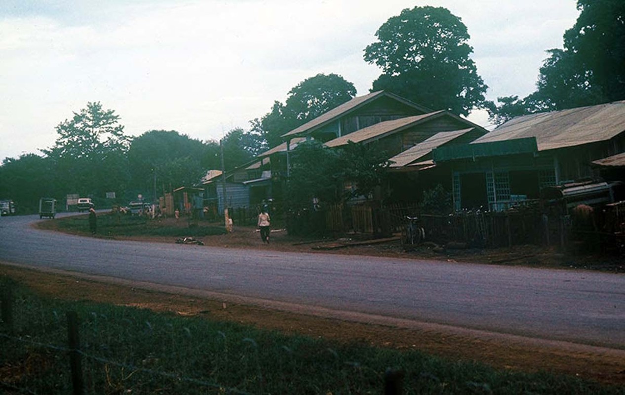 Loat anh tuyet dep ve Buon Ma Thuot thap nien 1960-Hinh-10