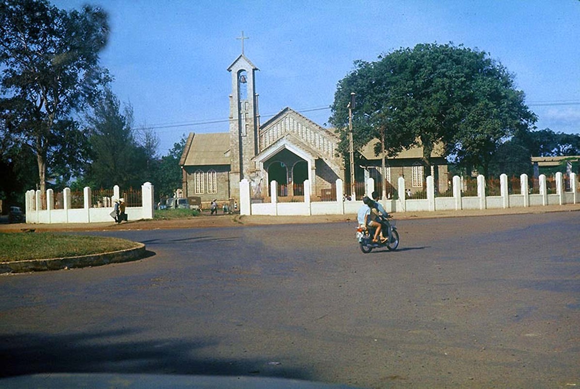 Loat anh tuyet dep ve Buon Ma Thuot thap nien 1960-Hinh-2