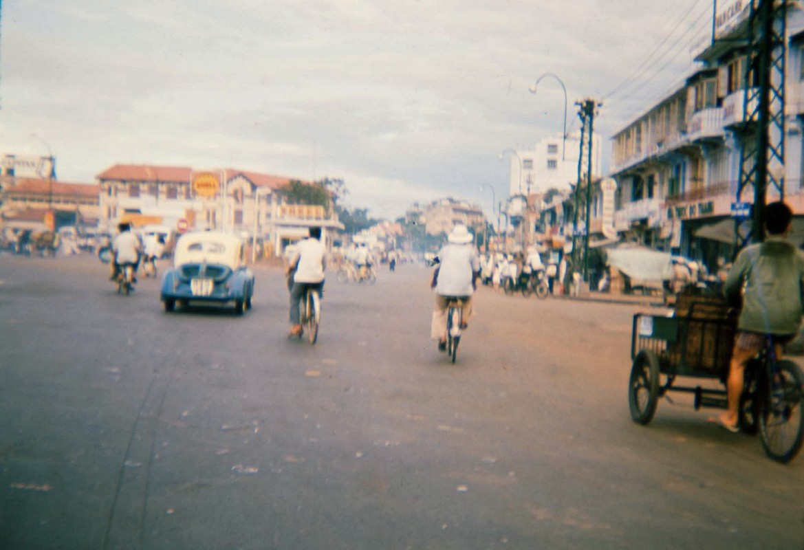 Loat anh cuc doc ve duong pho Sai Gon nam 1965 (2)-Hinh-9