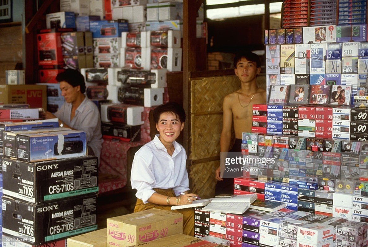 Sai Gon dau thap nien 1990 trong anh cua nguoi Phap (1)-Hinh-9