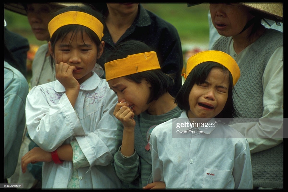 Boi hoi ngam anh than thuong ve Ha Noi nhung nam 1990-Hinh-15