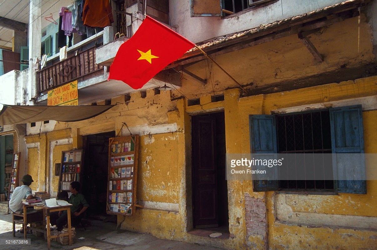 Boi hoi ngam anh than thuong ve Ha Noi nhung nam 1990-Hinh-9