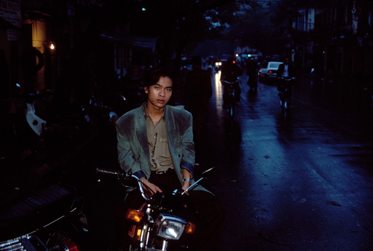 Anh cuc chat ve Ha Noi nam 1994-1995 cua Bruno Barbey (1)-Hinh-3