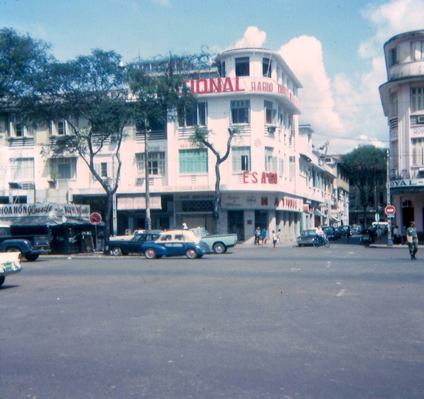 Anh dep ve Sai Gon nam 1966 trong anh Jon W. Madzelan-Hinh-2