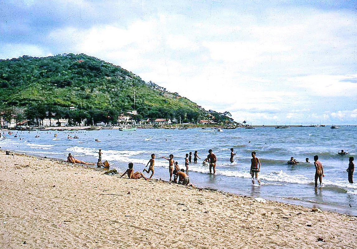 Anh dep kho cuong ve Vung Tau nam 1967 cua Bruce Tremellen (1)-Hinh-4