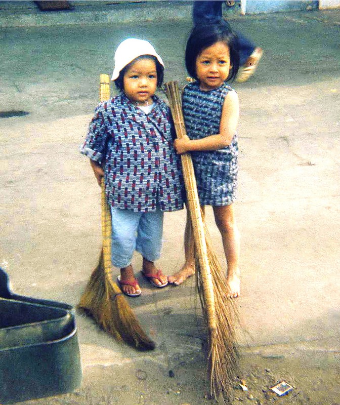 Loat anh ngo nghinh ve tre em Vung Tau nam 1967-Hinh-3