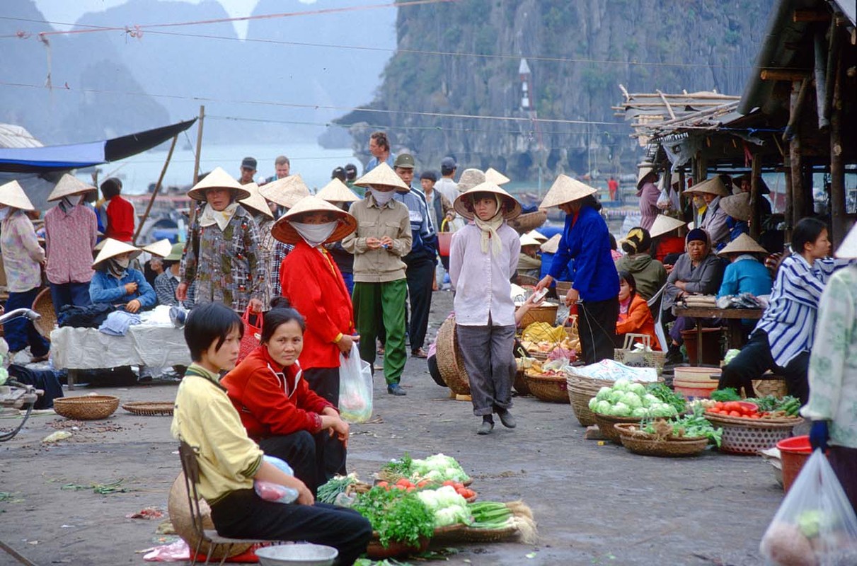 Loat anh tuyet voi ve Viet Nam cuoi thap nien 1990 (1)-Hinh-8