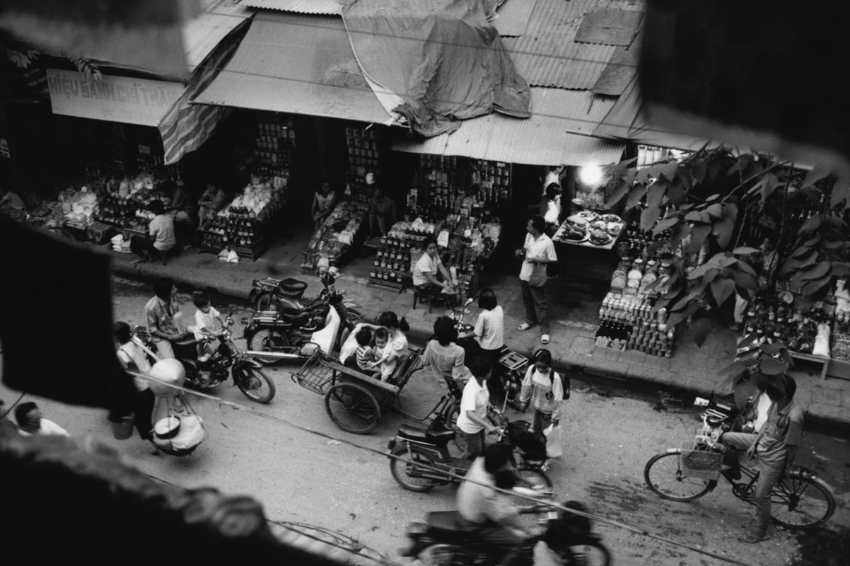 Ha Noi nam 1991 trong anh cua Patrick Zachmann (2)-Hinh-11