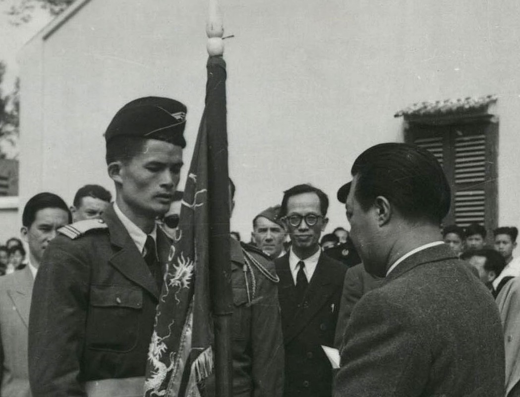 Anh doc ve cuu hoang Bao Dai o Lang Son nam 1950-Hinh-2