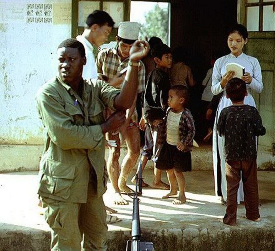 Anh doi thuong hiem co ve Hue va Quang Tri nam 1967-Hinh-5