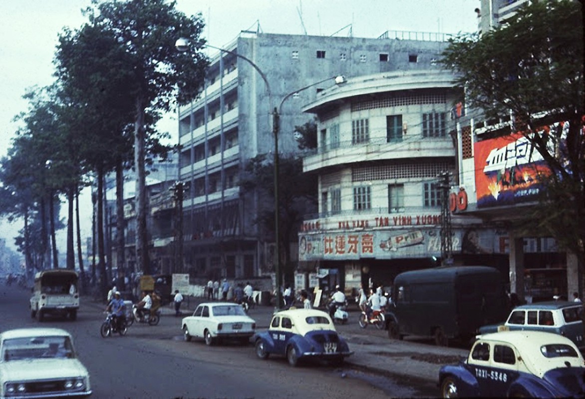 Sai Gon nam 1970 soi dong qua ong kinh pho nhay My (1)