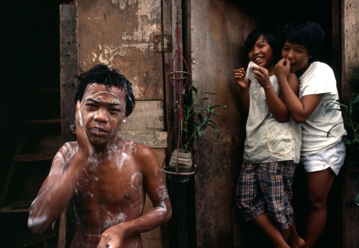 Cuoc song ben trong khu o chuot Manila nam 1983-Hinh-4