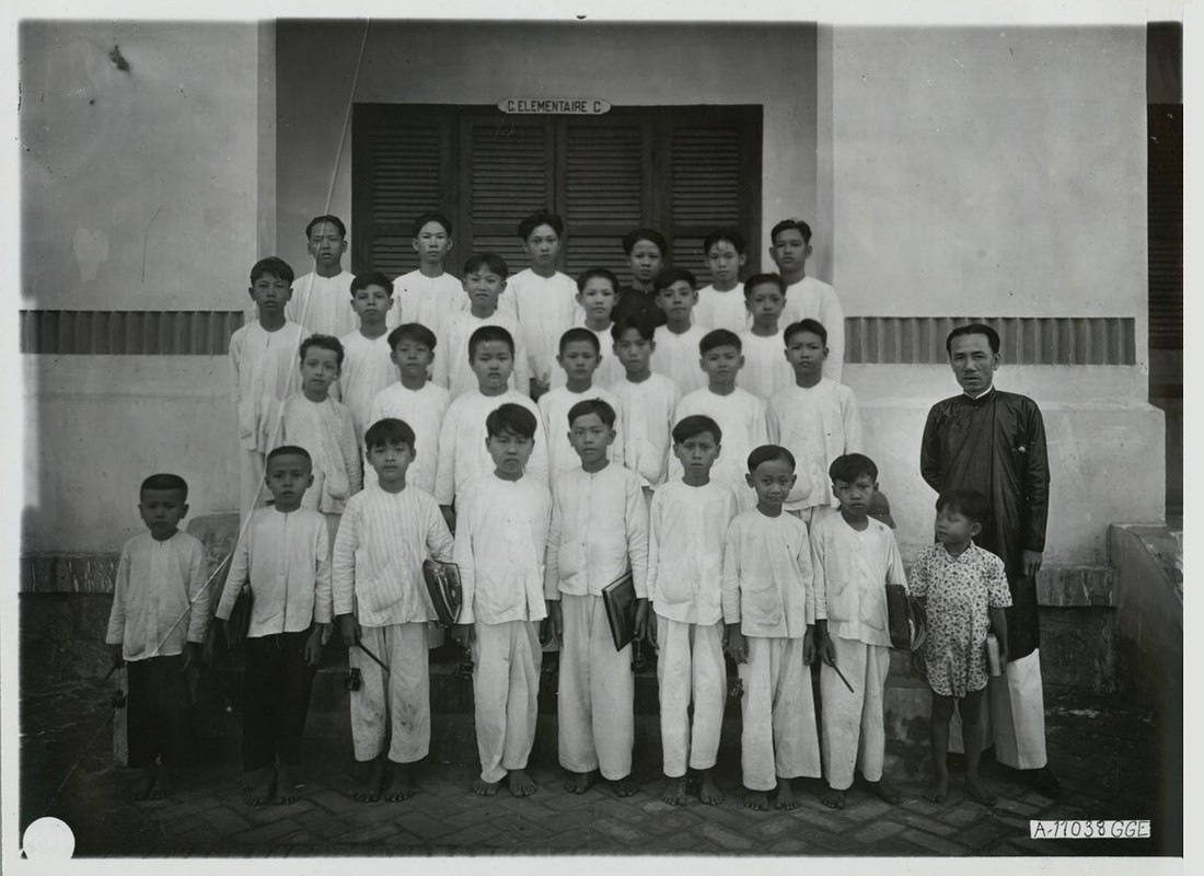 Hinh anh quy gia ve Vinh Long thap nien 1920-Hinh-12