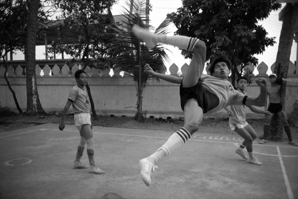 Loat anh de doi ve thanh pho Vientiane thap nien 1990 (2)-Hinh-18