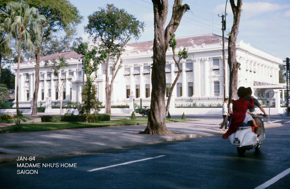 Anh &quot;doc&quot; doi thuong Sai Gon nam 1964 trong anh NVQS My-Hinh-2