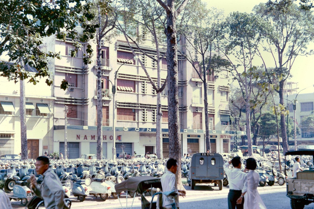 Loat anh tuyet dep ve pho phuong Sai Gon nam 1965-Hinh-5