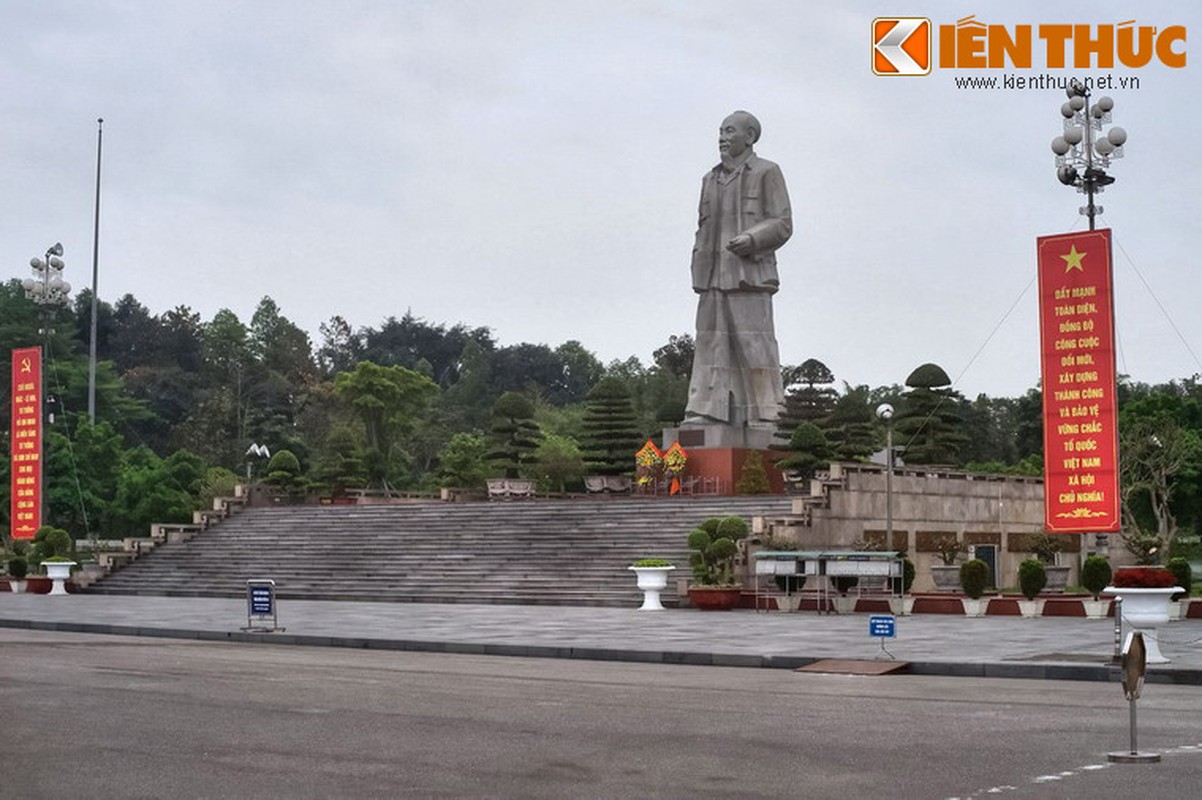 Kham pha Quang truong Ho Chi Minh o que huong Bac Ho-Hinh-6